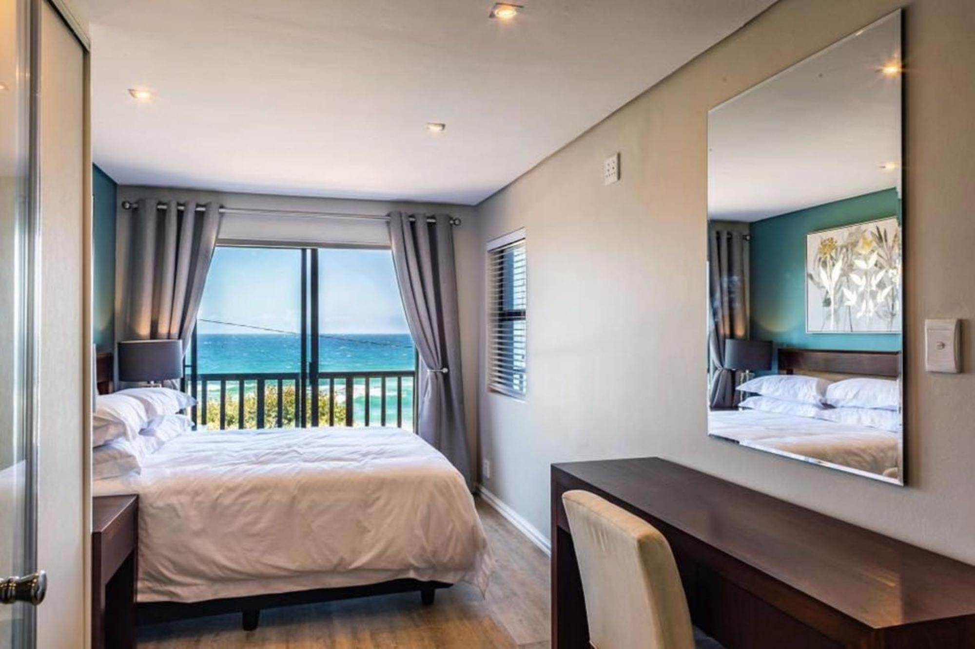 6 Dolphin Views La Mercy Beachfront Lägenhet Exteriör bild
